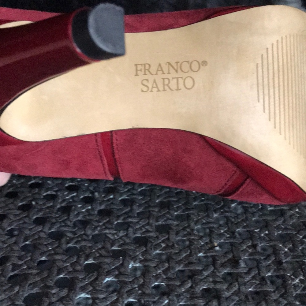 Franco Sarto Red Patent Leather Suede Pumps - Picture 5 of 6